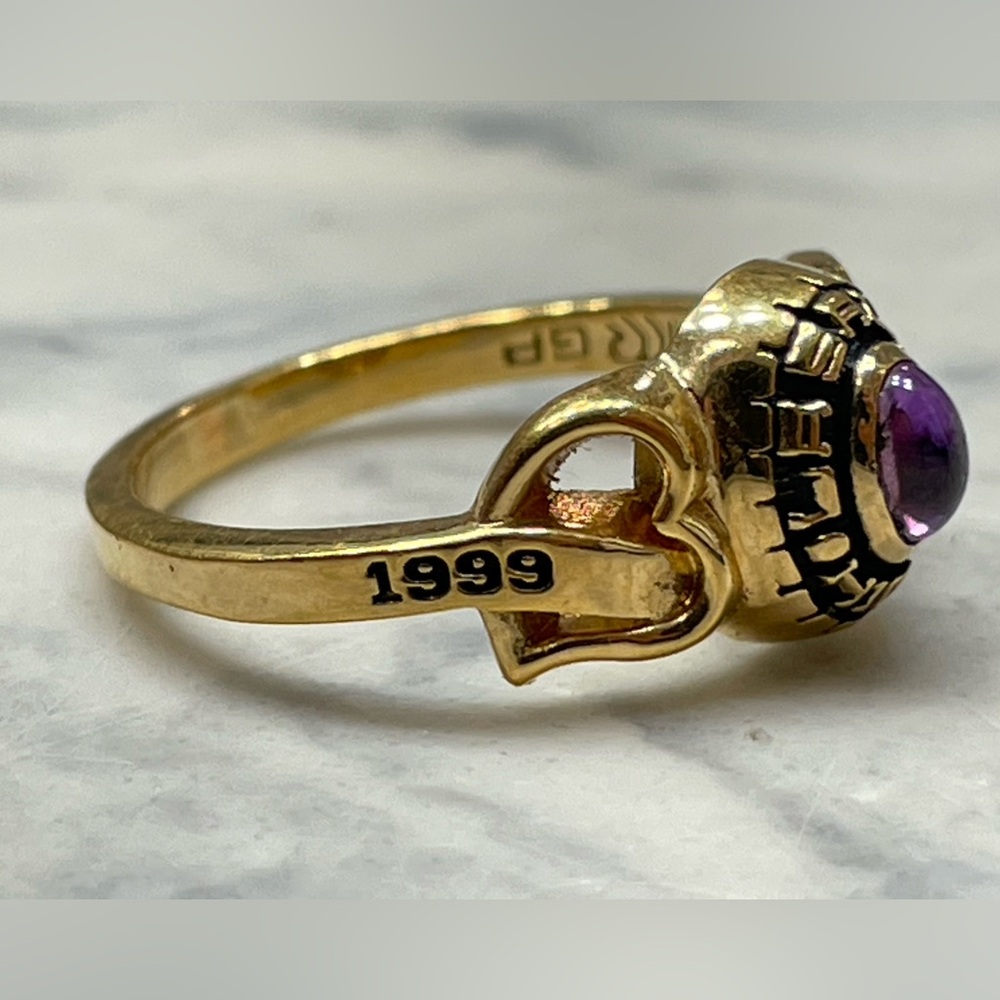 VTG 1999 LaSalle High School Class Ring Shamrock Gold plated purple Stone Sz 6 - Picture 4 of 12